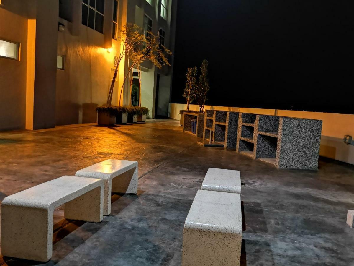 Strait Garden Studio X Ace Pro @ ג'ורג' טאון מראה חיצוני תמונה